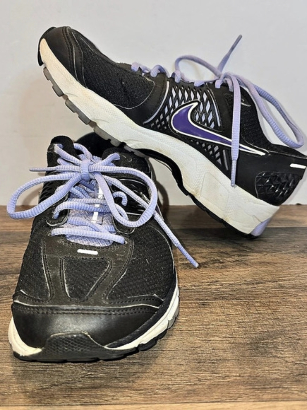 Nike Zoom Vomero 5 Women's Black & Purple US 7